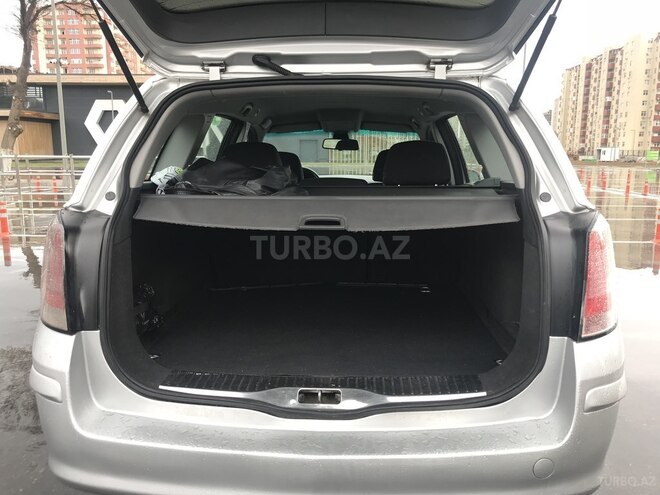 Opel Astra 2006, 210,000 km - 1.9 l - Bakı