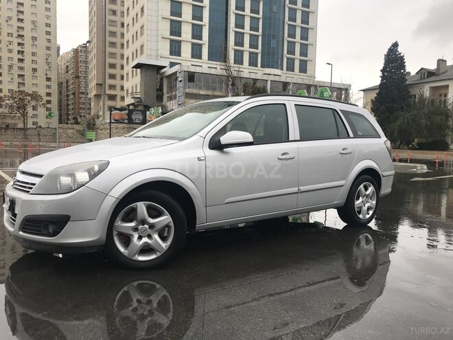 Opel Astra 2006, 210,000 km - 1.9 l - Bakı
