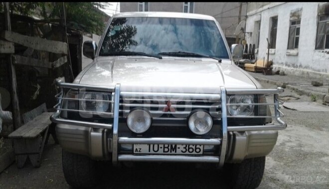 Mitsubishi Pajero 1993, 389,170 km - 0.3 л - Bakı