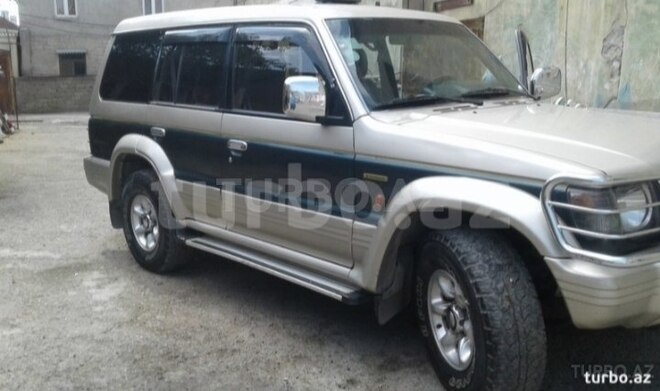 Mitsubishi Pajero 1993, 389,170 km - 0.3 л - Bakı