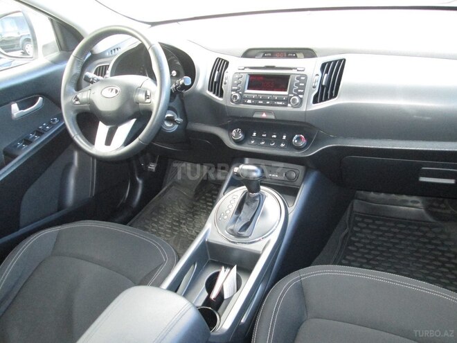 Kia Sportage 2011, 166,000 km - 2.0 l - Bakı