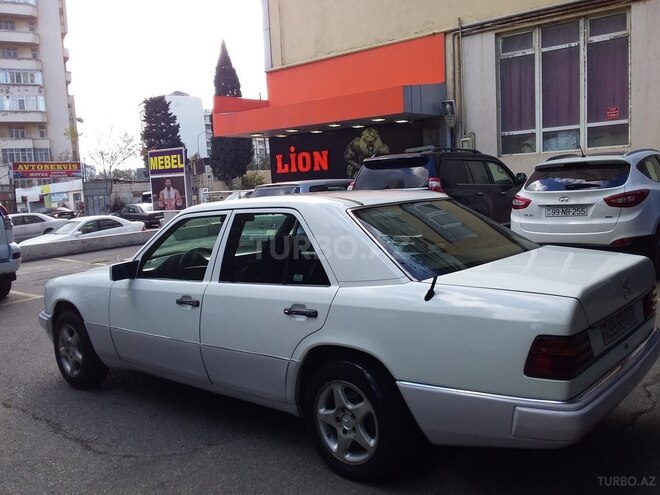 Mercedes  1991, 631,647 km - 2.0 l - Bakı