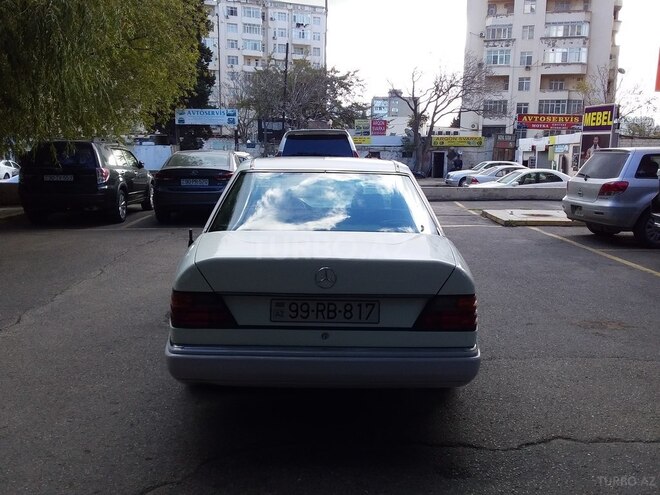 Mercedes  1991, 631,647 km - 2.0 l - Bakı