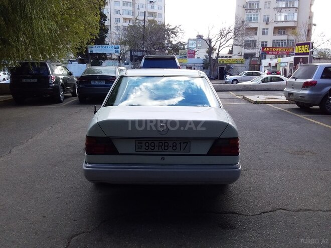 Mercedes  1991, 631,647 km - 2.0 l - Bakı