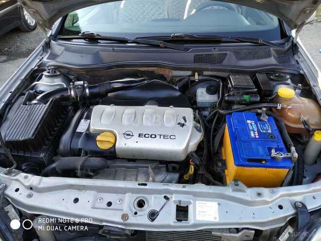 Opel Astra 2000, 200,000 km - 1.8 l - Gəncə
