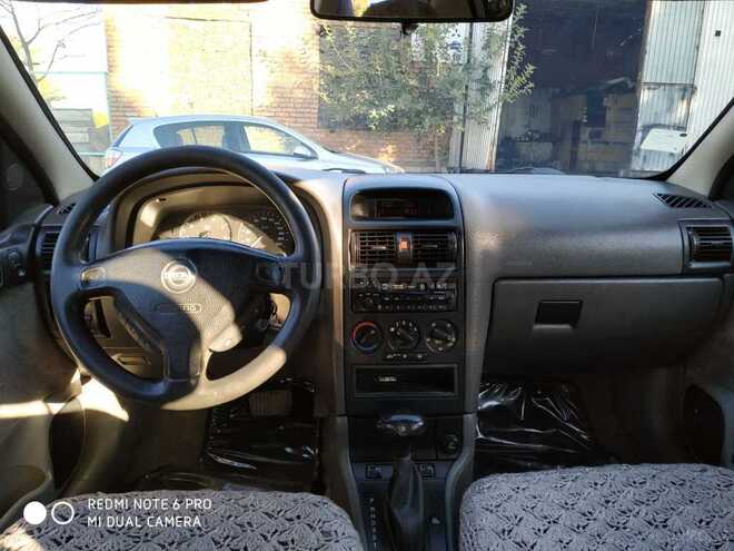 Opel Astra 2000, 200,000 km - 1.8 l - Gəncə