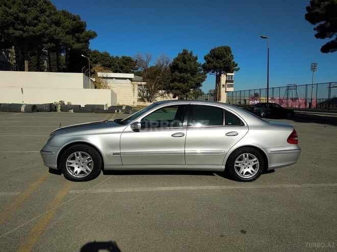 Mercedes E 320 2004, 17,756 km - 3.2 л - Sumqayıt
