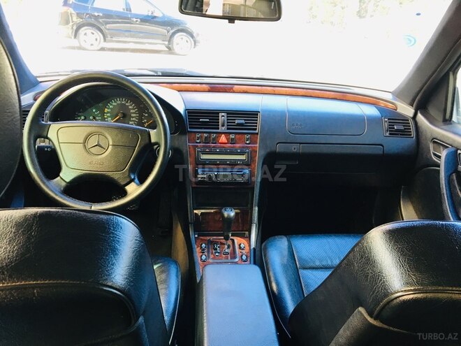 Mercedes C 240 2000, 121,000 km - 2.4 l - Bakı