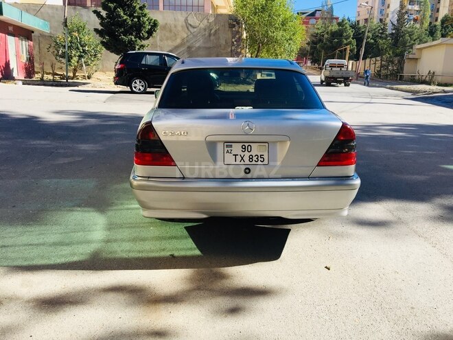 Mercedes C 240 2000, 121,000 km - 2.4 l - Bakı