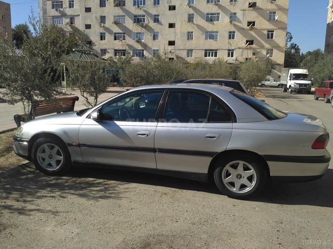Opel Omega 1996, 390,000 km - 2.0 л - Şirvan