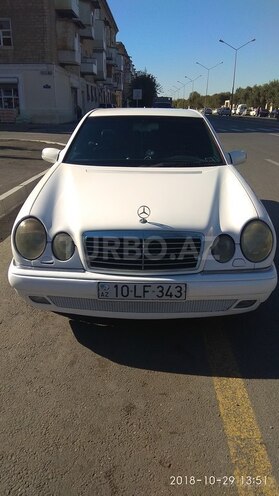 Mercedes E 320 1997, 250,000 km - 3.2 л - Sumqayıt