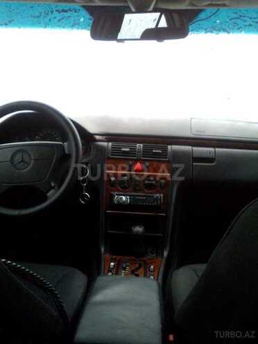 Mercedes C 240 1998, 282,000 km - 2.4 l - Sumqayıt