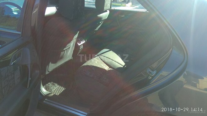 Mercedes E 230 1997, 280,000 km - 2.3 л - Sumqayıt