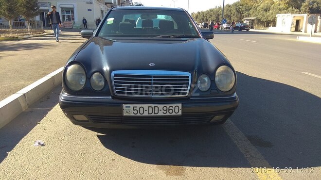 Mercedes E 230 1997, 280,000 km - 2.3 л - Sumqayıt