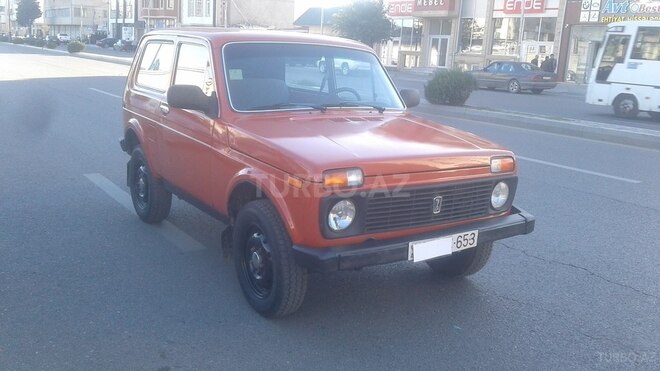 LADA (VAZ) Niva 1982, 225,600 km - 1.6 l - Bakı