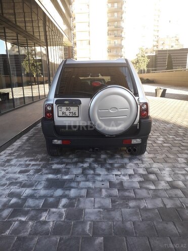 Land Rover Freelander 2002, 285,000 km - 2.0 l - Bakı