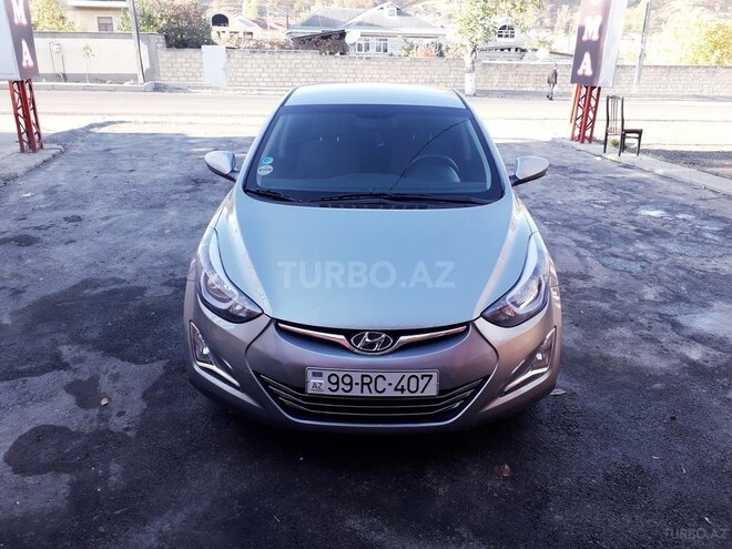 Hyundai Elantra 2014, 68,000 km - 1.8 l - Qusar