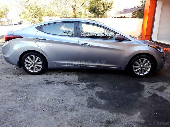 Hyundai Elantra 2014, 68,000 km - 1.8 l - Qusar