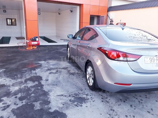 Hyundai Elantra 2014, 68,000 km - 1.8 l - Qusar