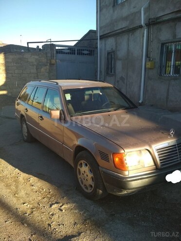 Mercedes E 250 1994, 495,000 km - 2.5 l - Bakı