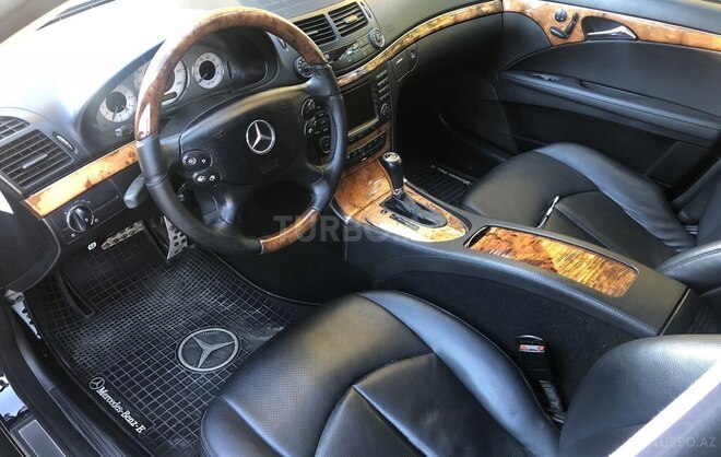 Mercedes E 350 2009, 132,000 km - 3.5 l - Mingəçevir