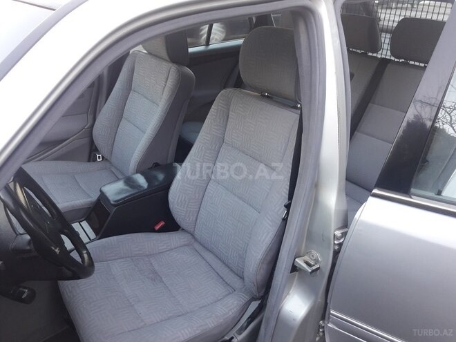 Mercedes C 180 1998, 325,000 km - 1.8 l - Sumqayıt