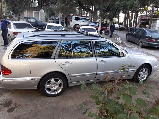 Mercedes E 270 2001, 223,000 km - 2.7 l - Bakı