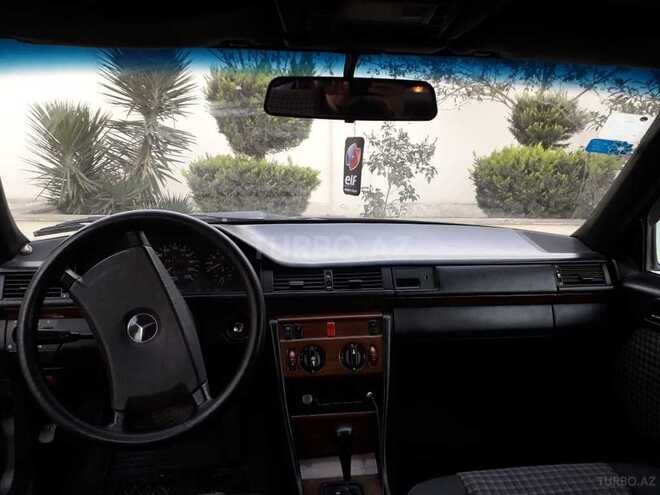 Mercedes E 230 1990, 360,000 km - 2.3 л - Bakı