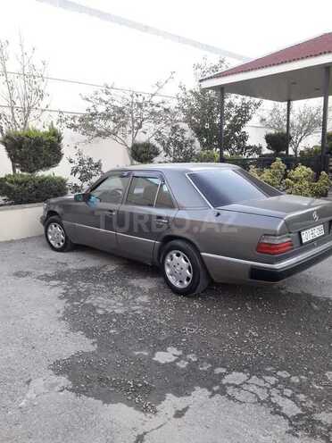 Mercedes E 230 1990, 360,000 km - 2.3 л - Bakı