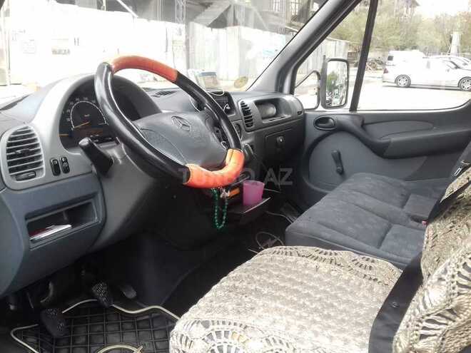 Mercedes Sprinter 413 2004, 441,357 km - 2.2 l - Bakı