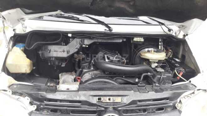Mercedes Sprinter 413 2004, 441,357 km - 2.2 l - Bakı