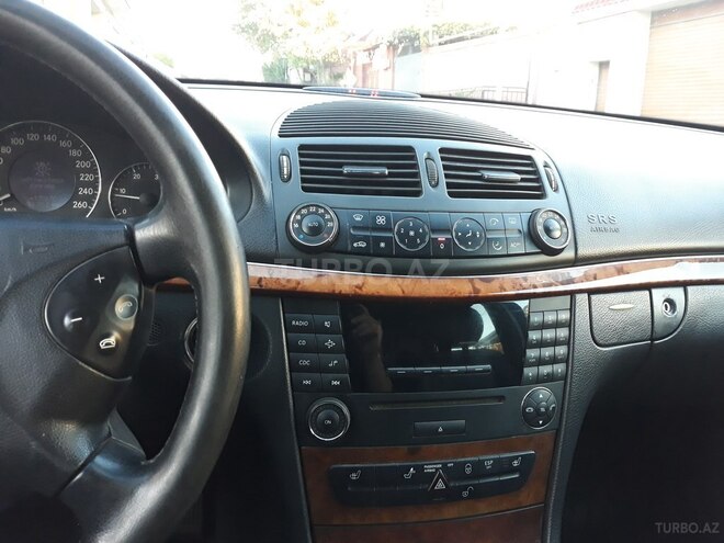 Mercedes E 220 2003, 244,150 km - 2.2 l - Bakı