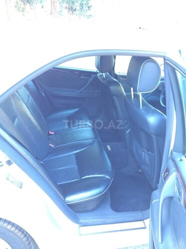 Mercedes E 240 2000, 160,000 km - 2.6 l - Sumqayıt