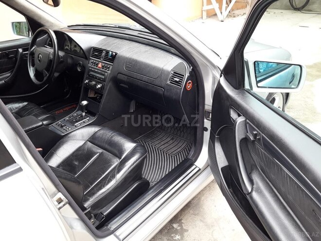 Mercedes C 240 2000, 236,085 km - 2.4 l - Bakı