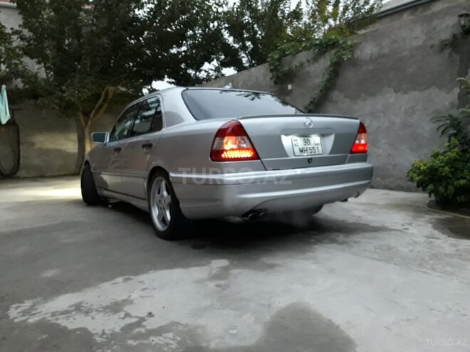 Mercedes C 240 2000, 236,085 km - 2.4 l - Bakı