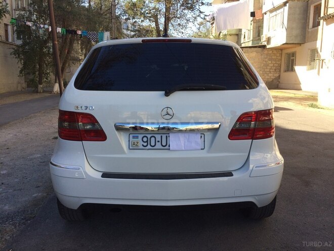 Mercedes B 170 2008, 121,000 km - 1.7 l - Bakı
