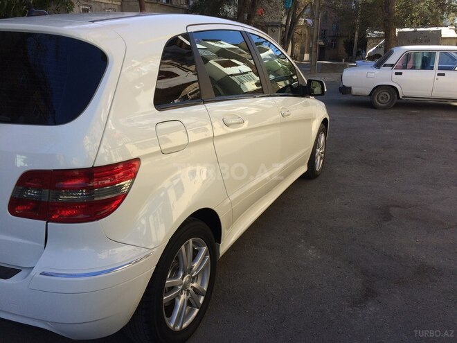Mercedes B 170 2008, 121,000 km - 1.7 l - Bakı