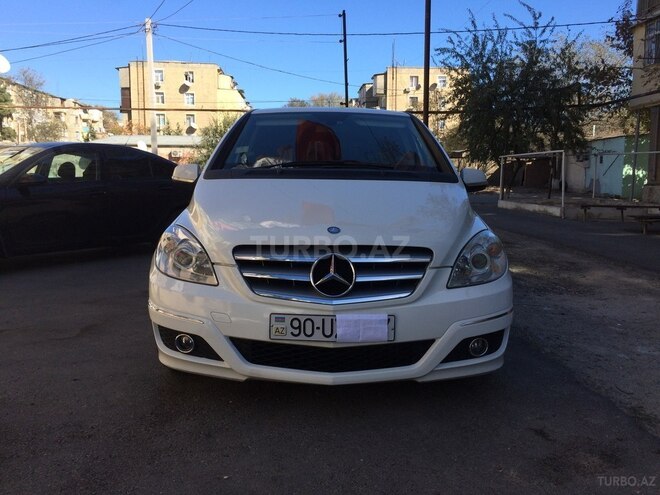 Mercedes B 170 2008, 121,000 km - 1.7 l - Bakı