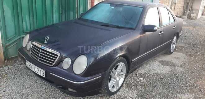 Mercedes E 220 2000, 367,000 km - 2.2 l - Bakı