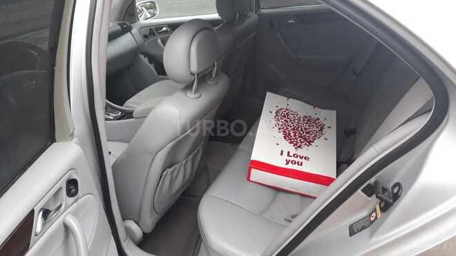 Mercedes C 240 2001, 237,000 km - 2.4 l - Bakı