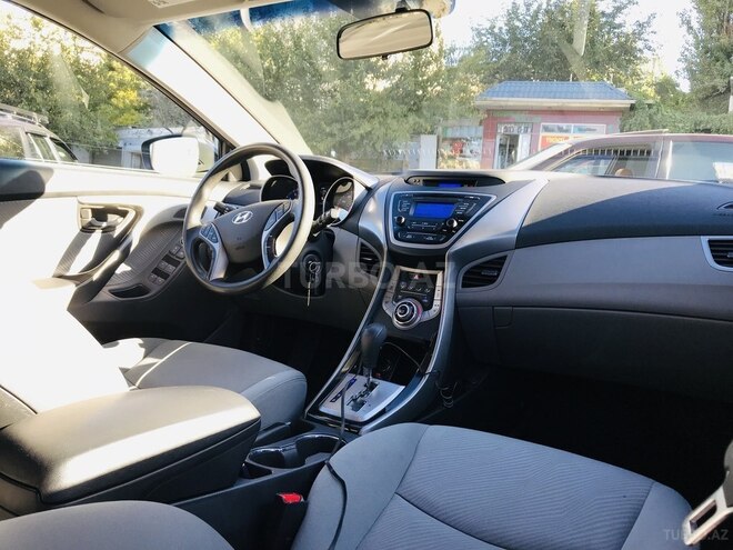 Hyundai Elantra 2013, 37,000 km - 1.8 л - Bakı