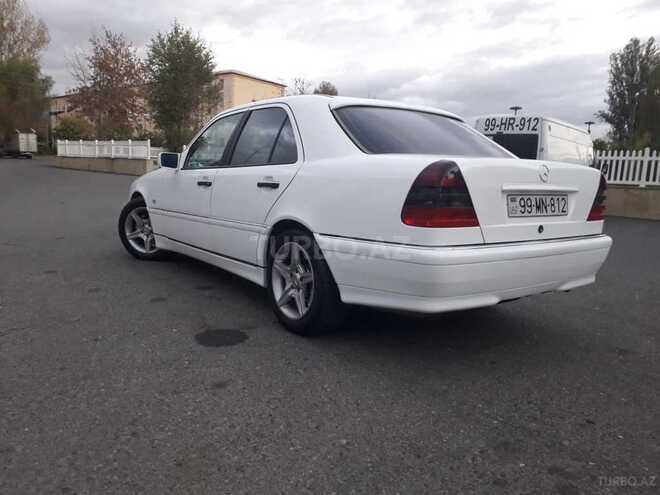 Mercedes C 230 1999, 327,000 km - 2.3 l - İsmayıllı