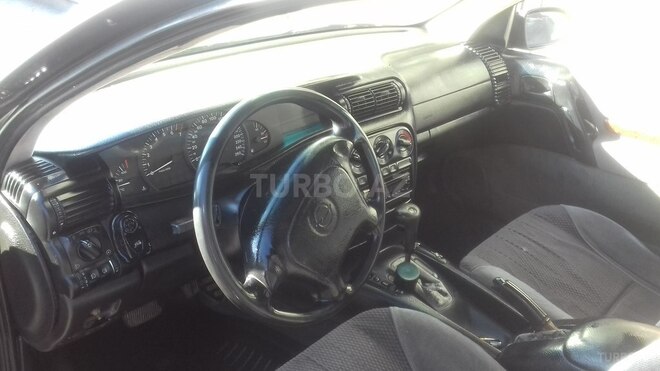 Opel Omega 1995, 28,885 km - 2.5 l - Bakı