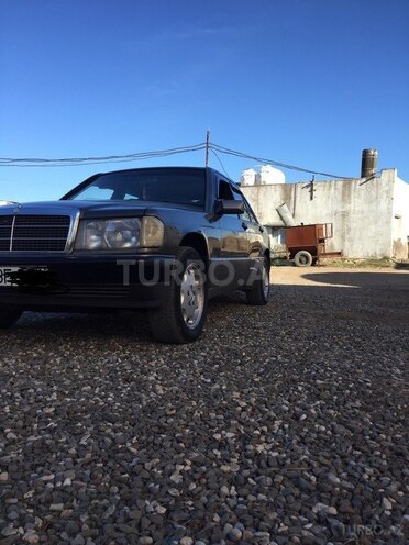 Mercedes 190 1991, 325,000 km - 2.0 l - Bakı