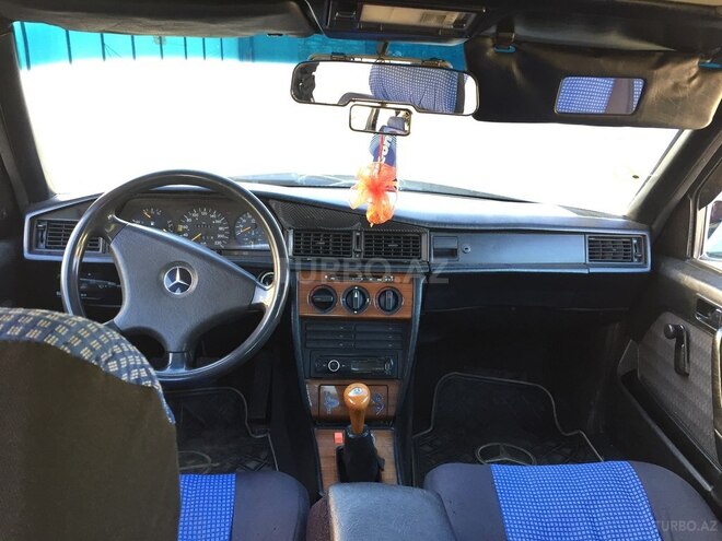 Mercedes 190 1991, 325,000 km - 2.0 l - Bakı