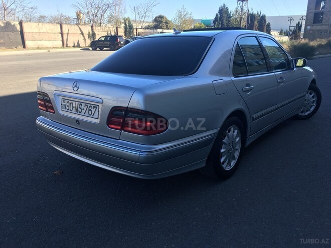 Mercedes E 270 2000, 245,885 km - 2.7 l - Bakı