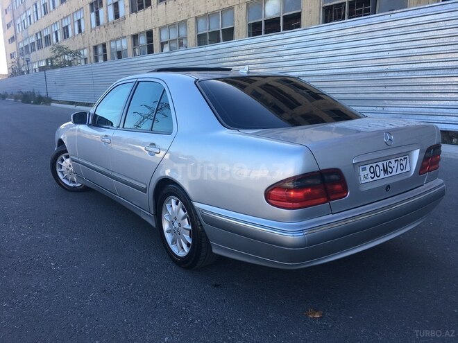Mercedes E 270 2000, 245,885 km - 2.7 l - Bakı