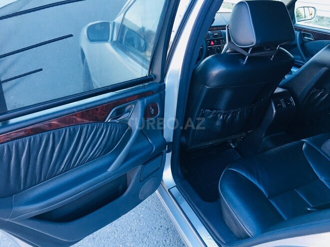 Mercedes E 270 2000, 245,885 km - 2.7 l - Bakı