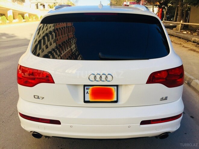 Audi Q7 2009, 182,356 km - 4.2 l - Bakı