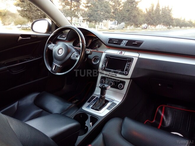 Volkswagen Passat 2010, 162,350 km - 2.0 л - Sumqayıt